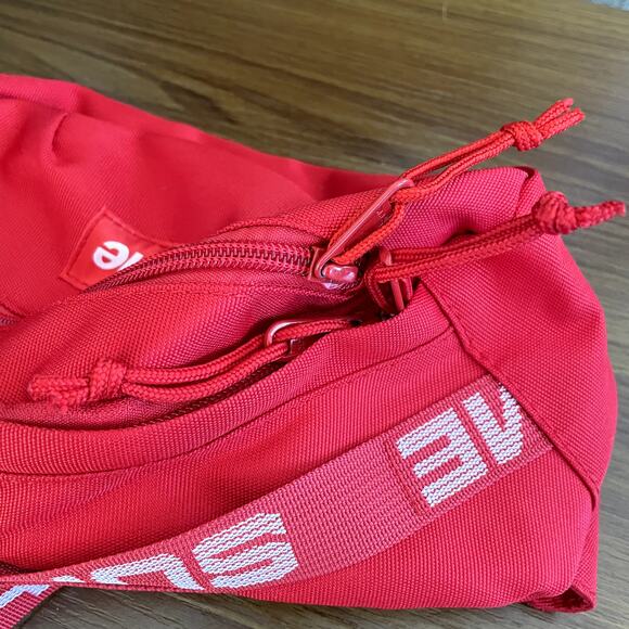 Authentic Supreme SS18 Red Waist Bag - Picture 8 of 10